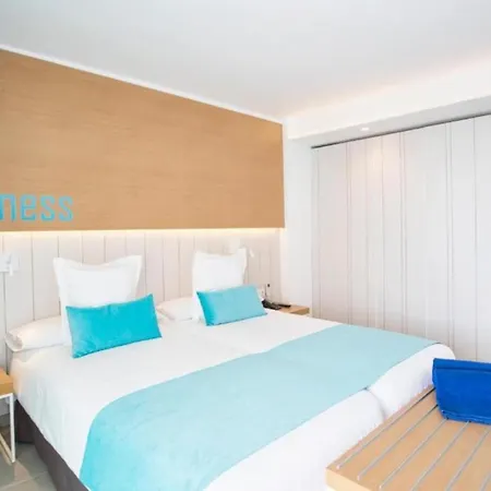 아파트 Lb Deluxe Pool View Room/half Board,wifi, Beach 플라야 델 잉글스