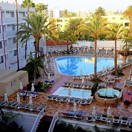 Lb Deluxe Pool View Room/half Board,wifi, Beach 플라야 델 잉글스
