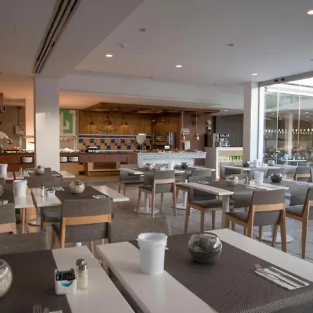Lb Deluxe Pool View Room/half Board,wifi, Beach 아파트 플라야 델 잉글스